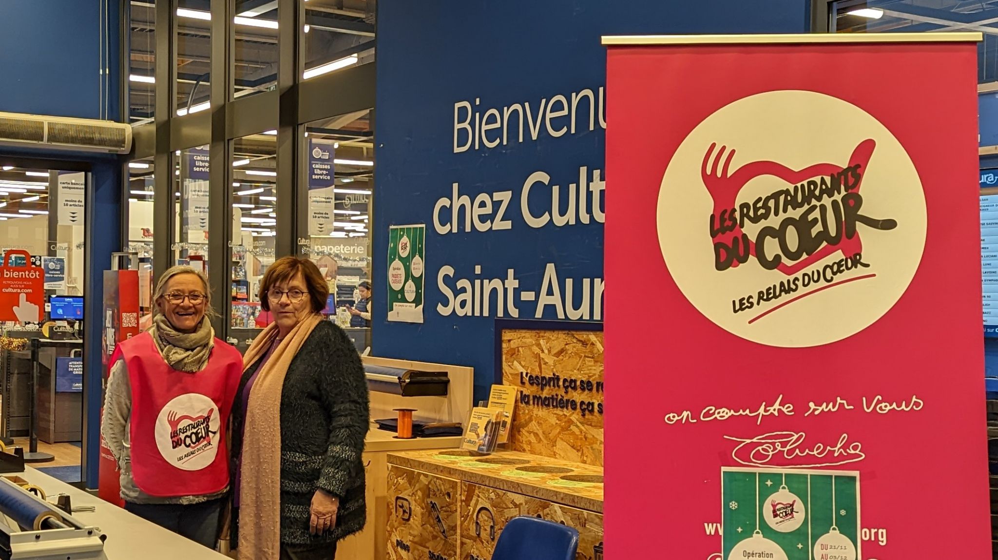 Nous Avons Besoin De Vous Pour L Op Ration Paquets Cadeaux Les